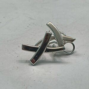 TIFFANY & CO sterling silver Paloma Picasso “X” post omega earrings J25-277